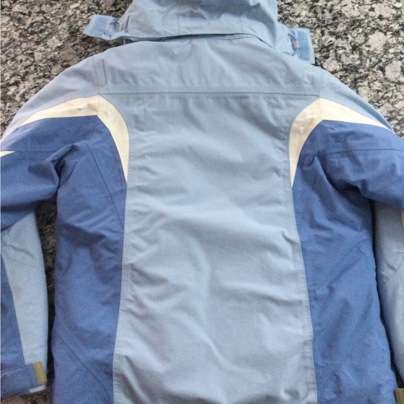 Women’s L.L. Bean 3-in-1 Jacket - Picture 6 of 12